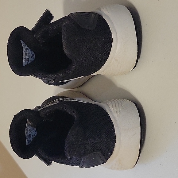 Adidas Baby Black & White Athletic Running Shoes/Sneakers - Picture 4 of 7